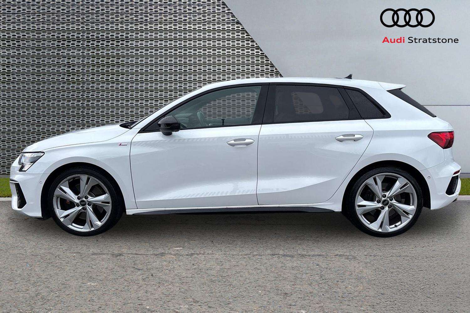 Used Audi A3 2023 for sale - 77928815: Photo 8