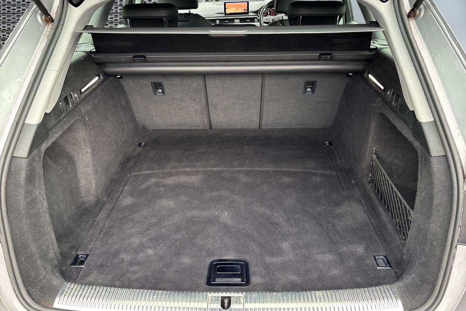 Used Audi A4 2018 for sale - 77373649: Photo 13