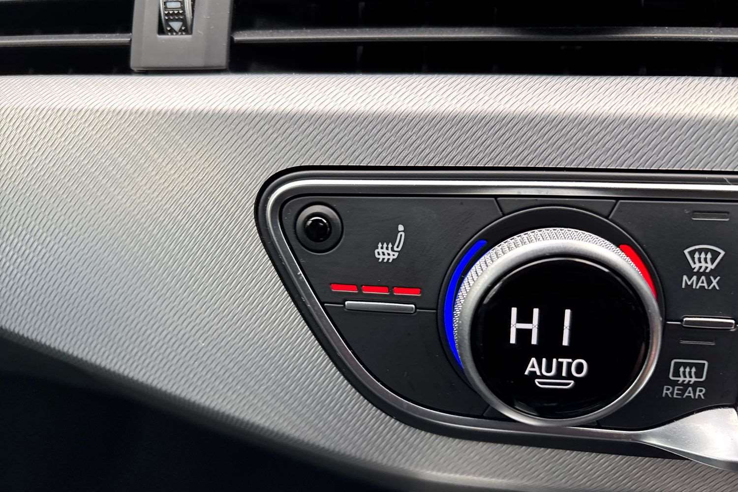 Used Audi A4 2018 for sale - 77373649: Photo 28