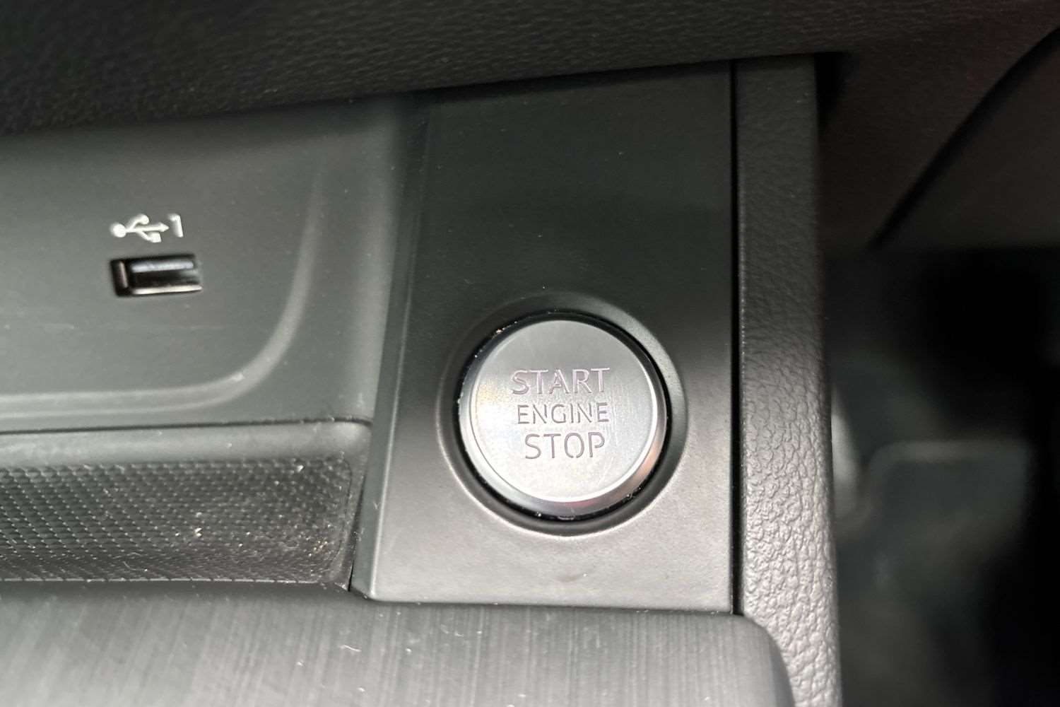 Used Audi A4 2018 for sale - 77373649: Photo 29