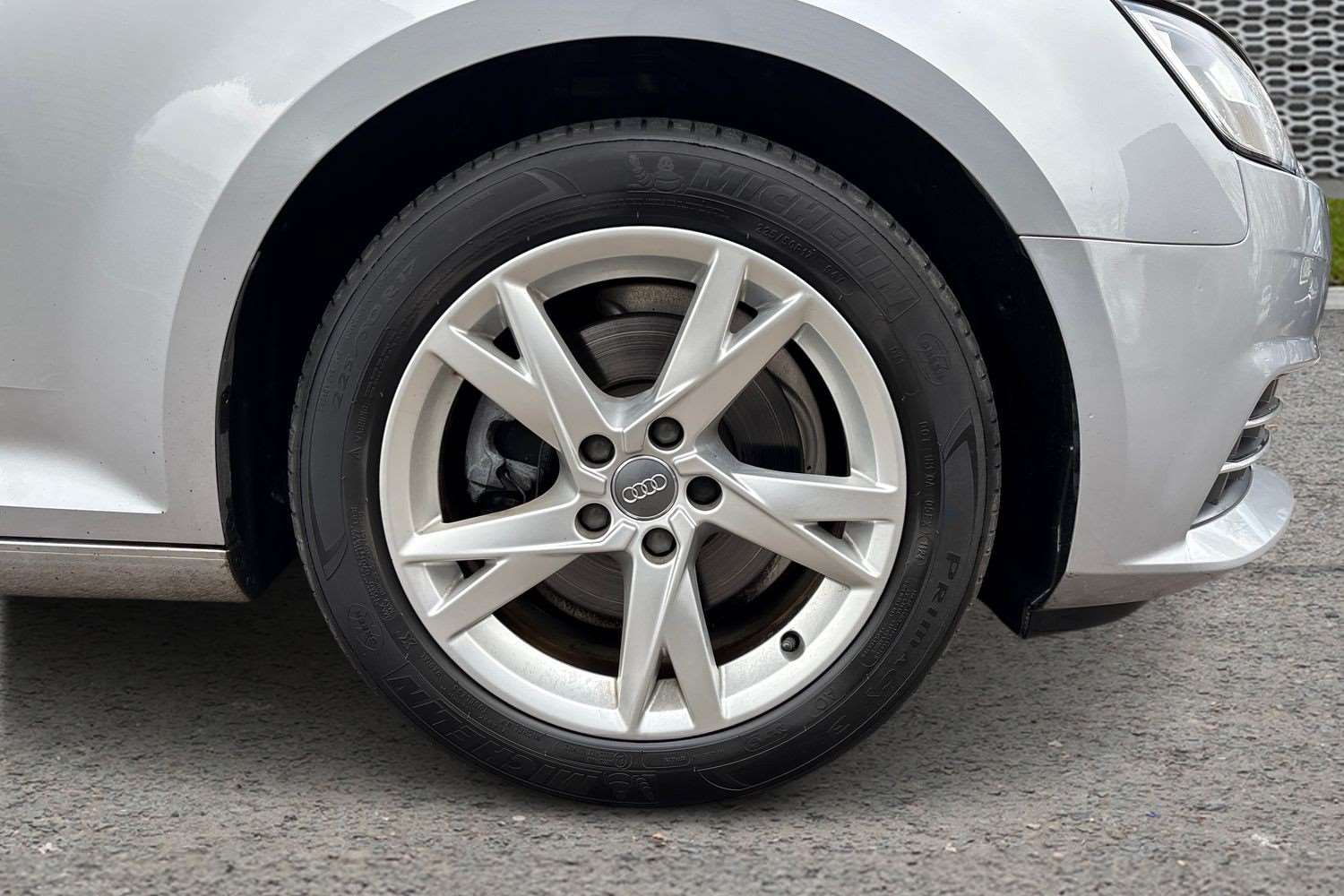 Used Audi A4 2018 for sale - 77373649: Photo 5