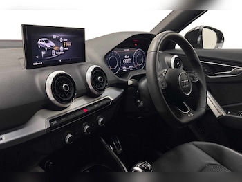 Used Audi Q2 2023 for sale - 77540629: Photo