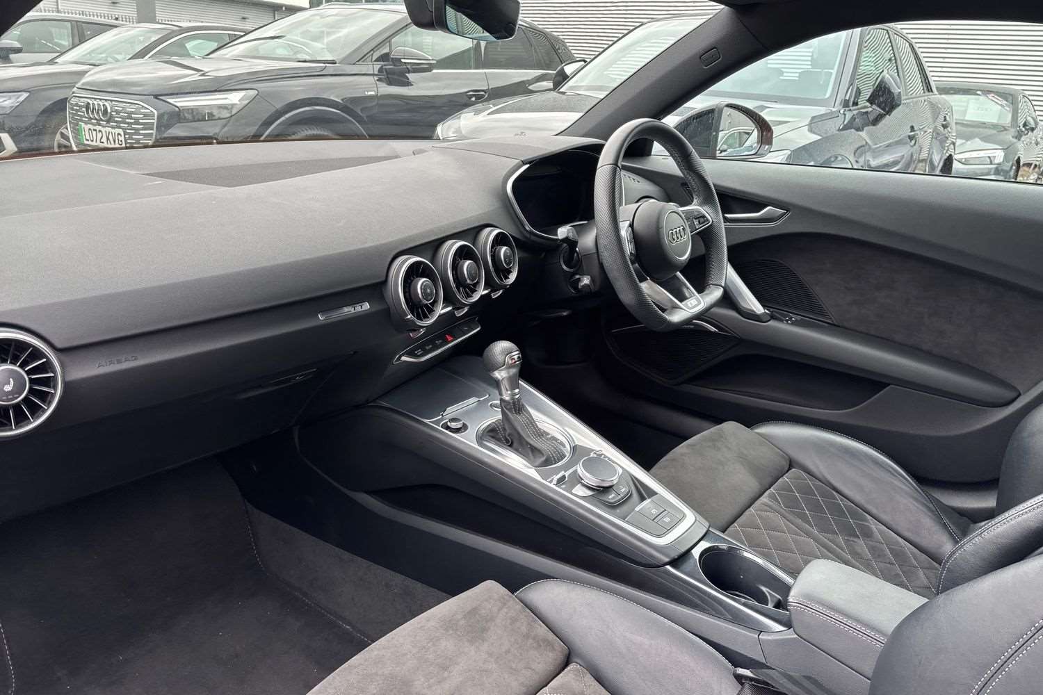 Used Audi Q4 e-tron for sale - 78118744: Photo 2