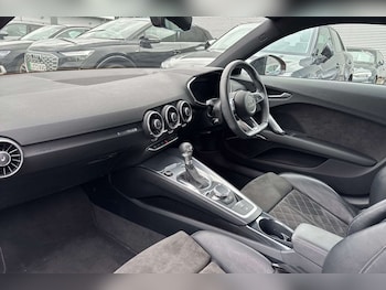 Used Audi Q4 e-tron 2023 for sale - 78118744: Photo