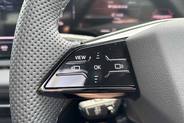 Used Audi Q6 e-tron 2025 for sale - 75699547: Photo 19