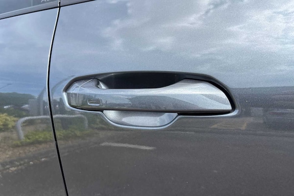 Used Audi Q6 e-tron 2025 for sale - 75699547: Photo 27