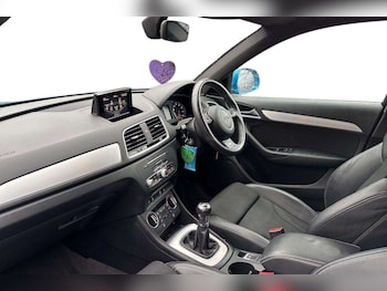 Used Audi Q3 2017 for sale - 76889720: Photo