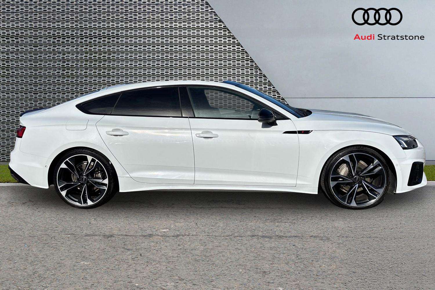 Used Audi A5 2023 for sale - 77886105: Photo 4