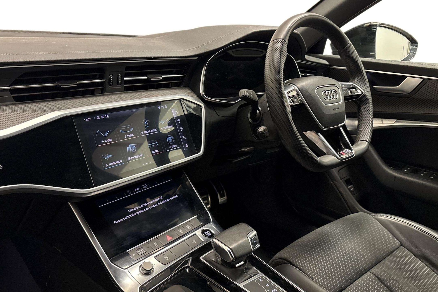 Used Audi A6 2023 for sale - 77270137: Photo 2