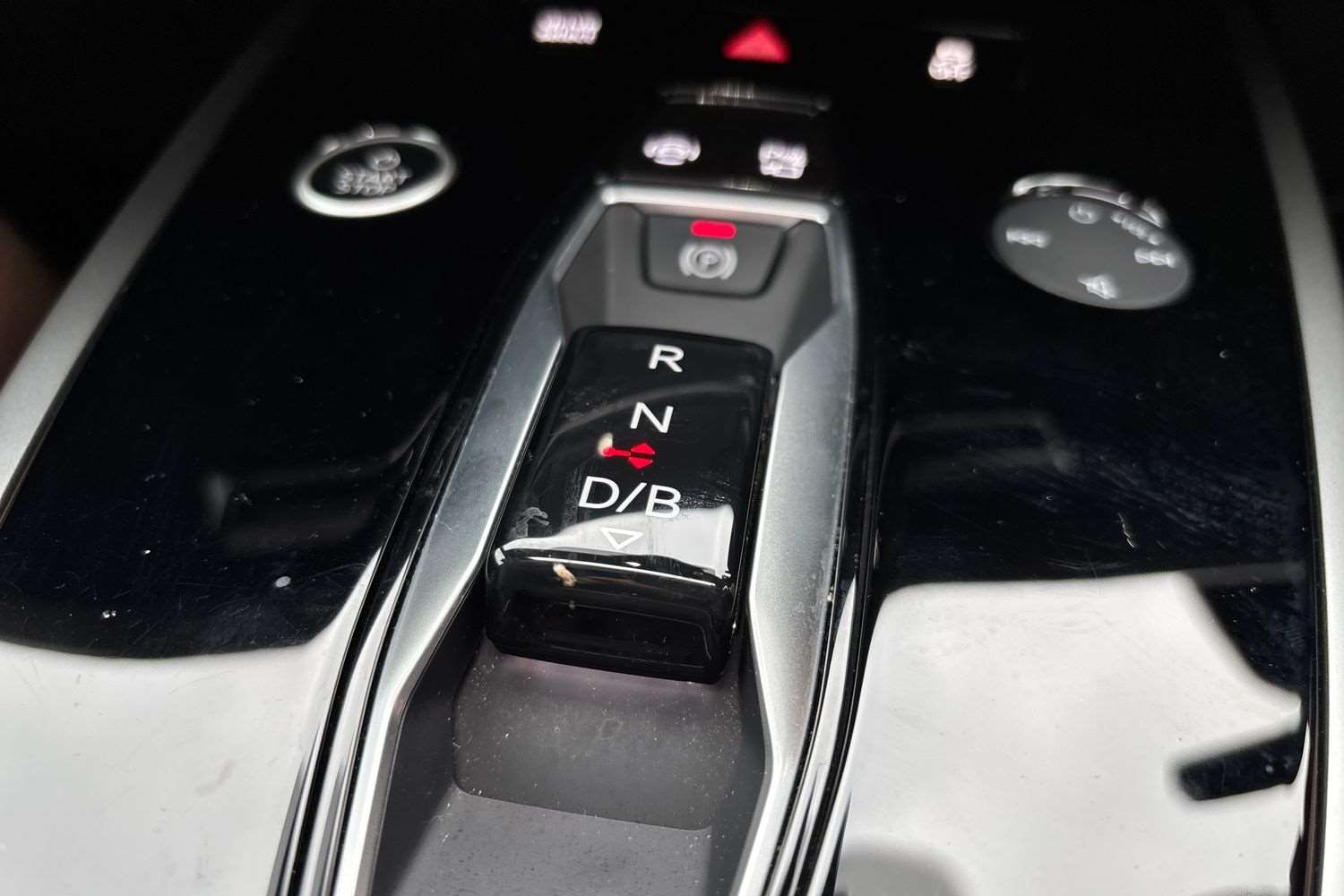 Used Audi Q4 e-tron 2024 for sale - 76902359: Photo 15