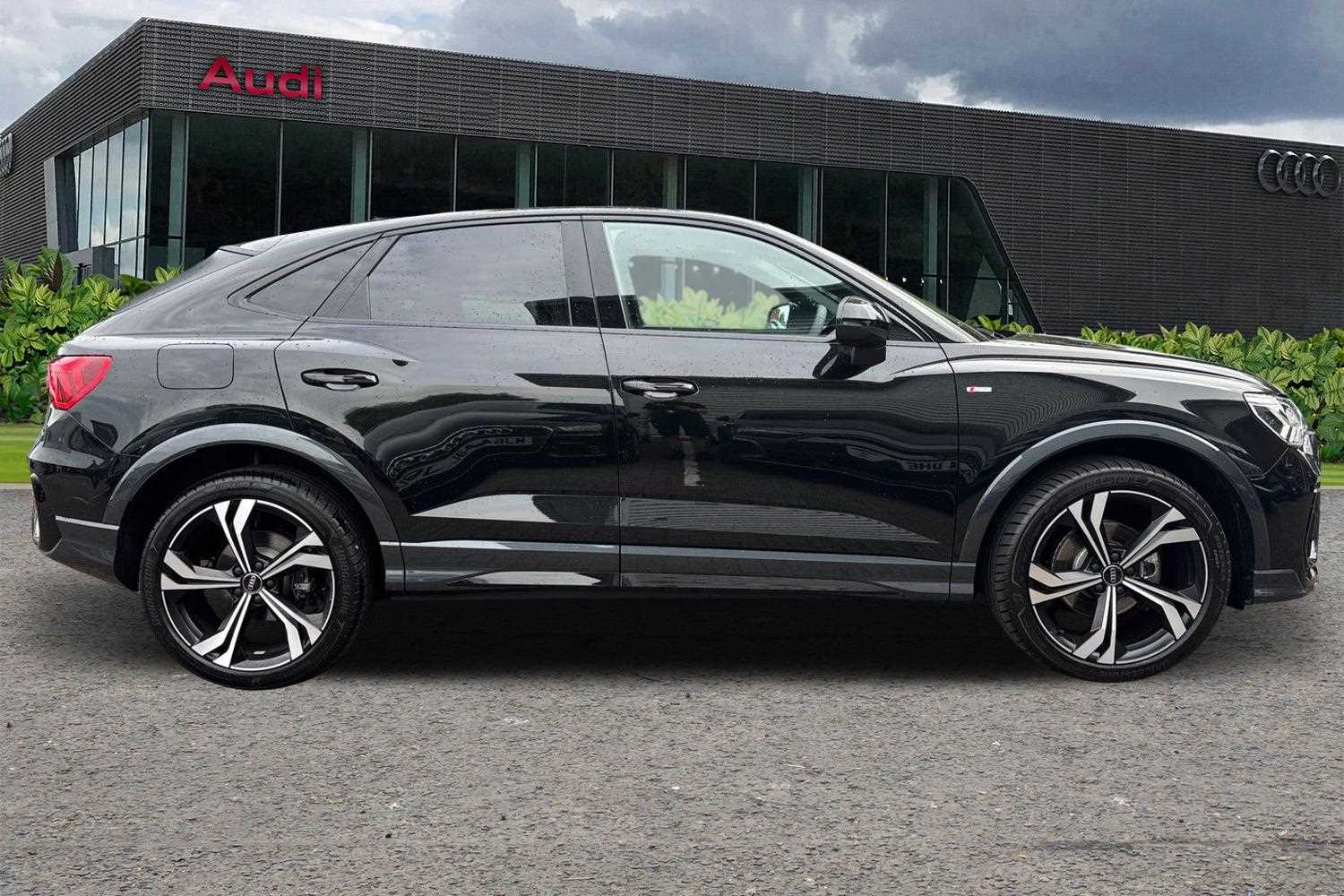 Used Audi Q3 2025 for sale - 76487986: Photo 4