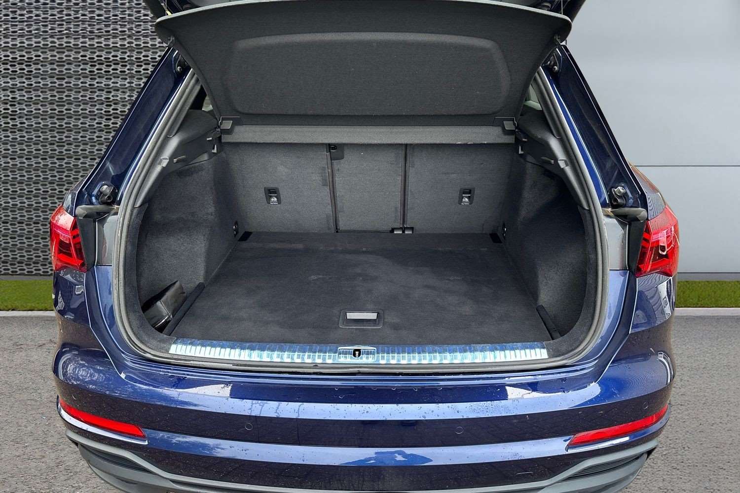 Used Audi Q3 2022 for sale - 76390730: Photo 13