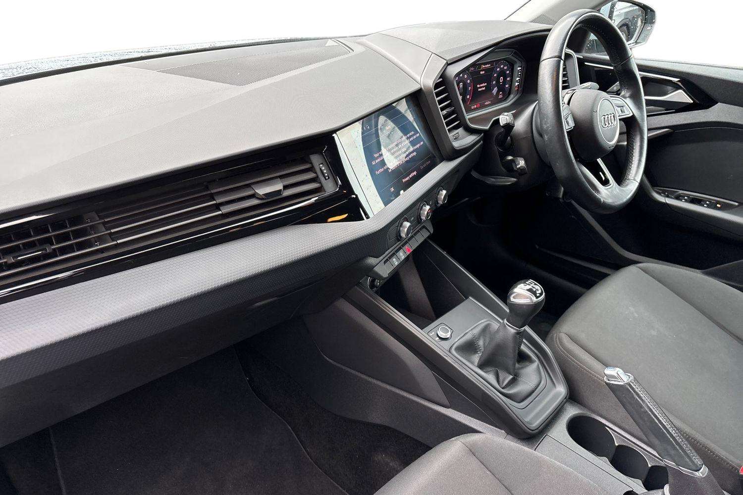 Used Audi A1 2021 for sale - 76745984: Photo 2