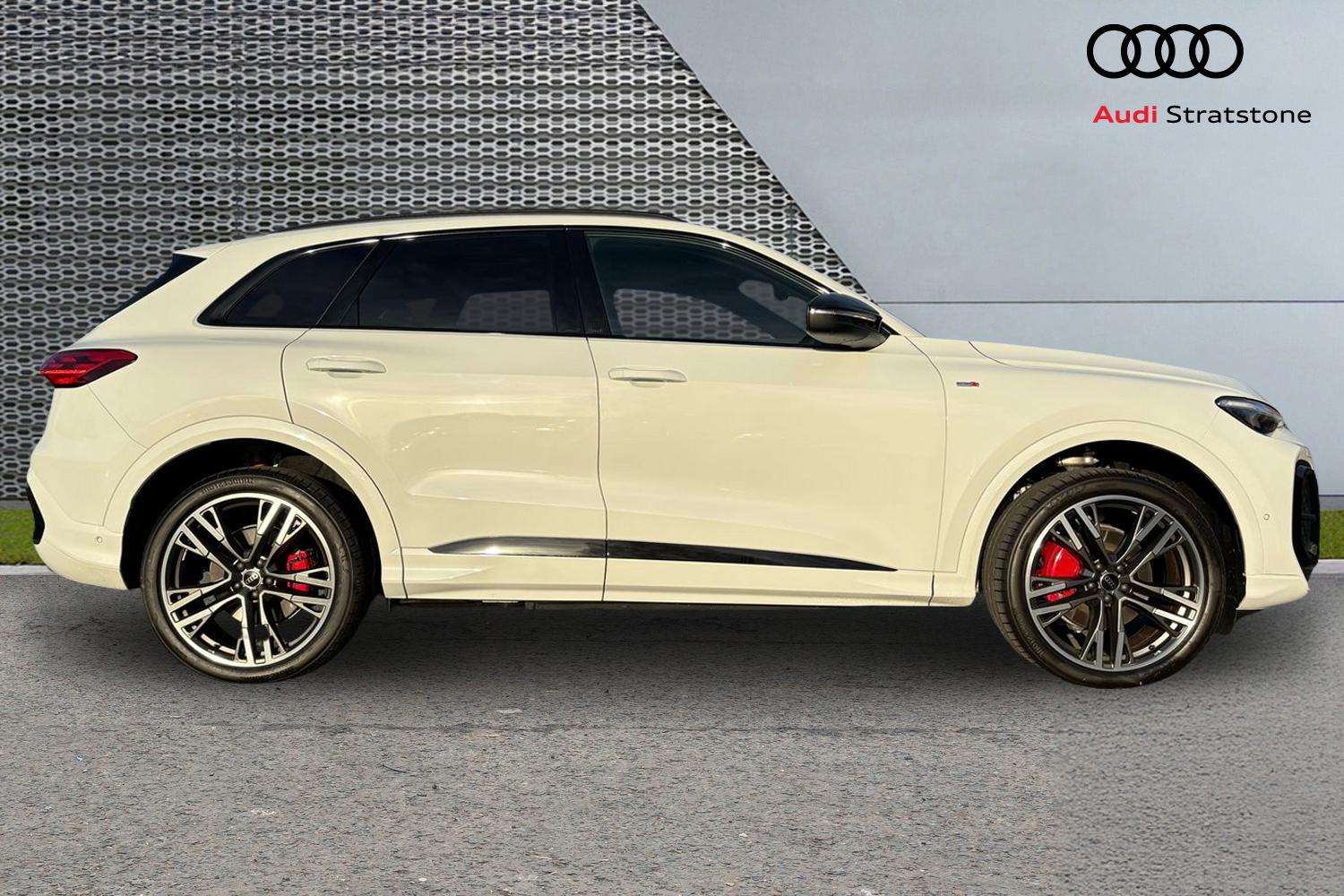 Used Audi Q5 2025 for sale - 77083156: Photo 4