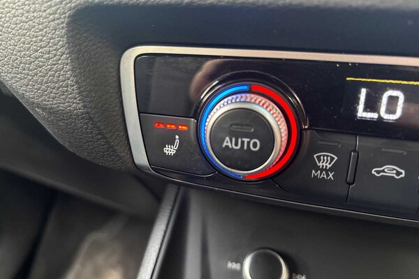 Used Audi Q3 2023 for sale - 75592385: Photo 16