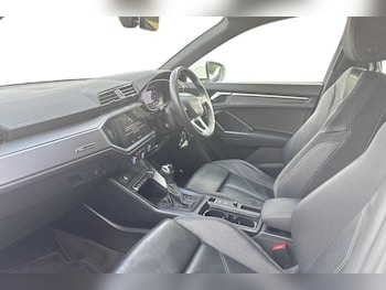 Used Audi Q3 2023 for sale - 75592385: Photo