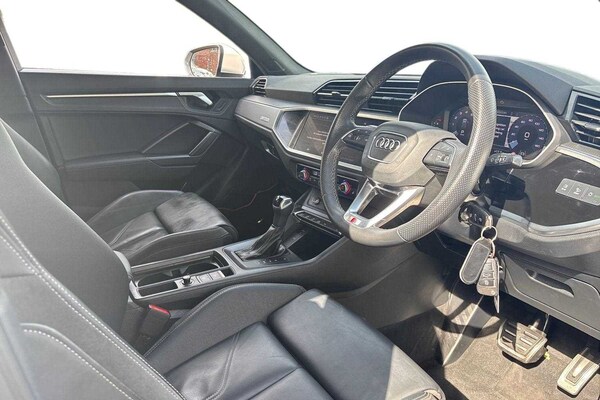 Used Audi Q3 2023 for sale - 75592385: Photo 6