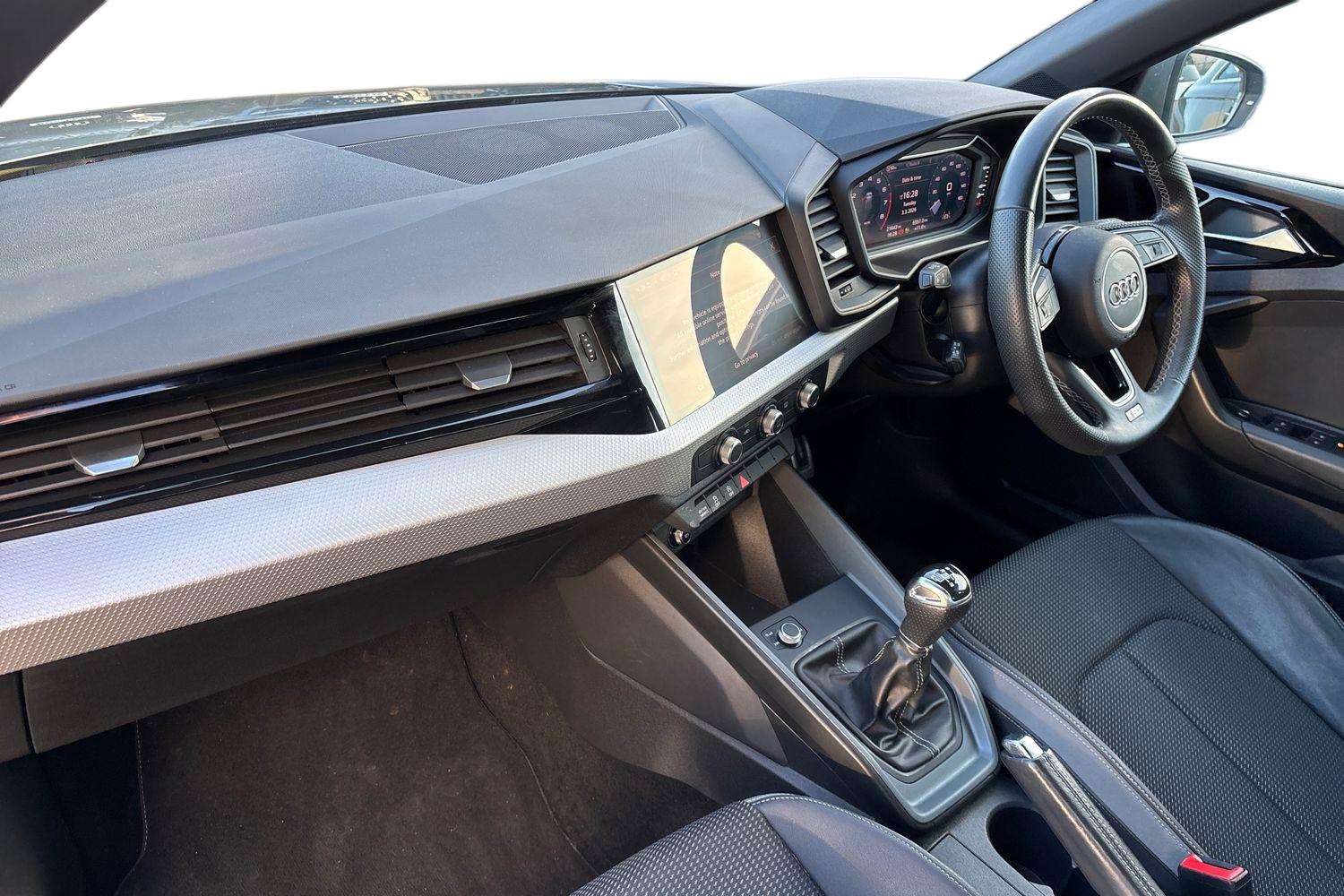 Used Audi A1 2023 for sale - 77740968: Photo 2