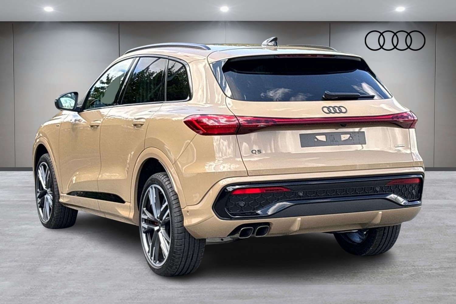 Used Audi Q5 2025 for sale - 77553240: Photo 3