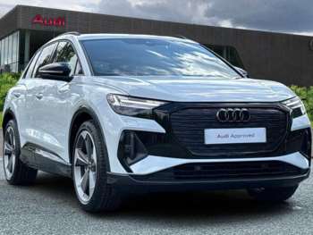 2025 - 210kW 45 Quattro 82kWh Black Edition 5dr Auto
