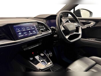 Used Audi Q4 e-tron 2021 for sale - 77786973: Photo