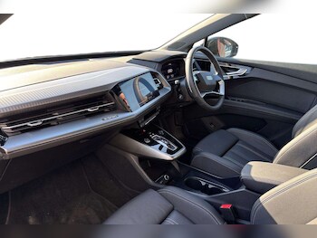 Used Audi Q4 e-tron 2025 for sale - 77810854: Photo