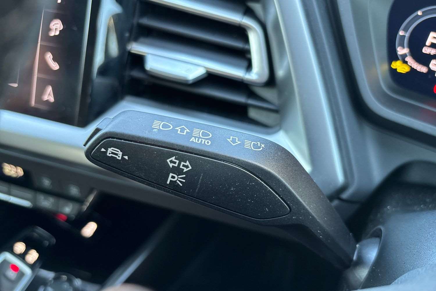 Used Audi Q4 e-tron 2025 for sale - 77810854: Photo 35