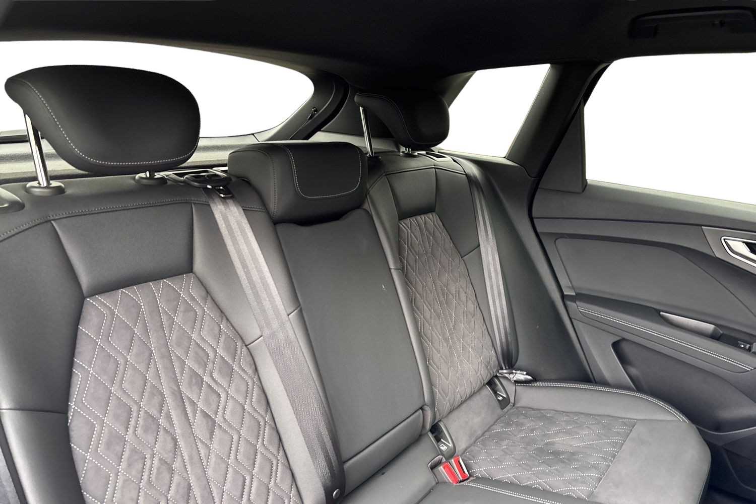 Used Audi Q4 e-tron 2024 for sale - 77032257: Photo 10