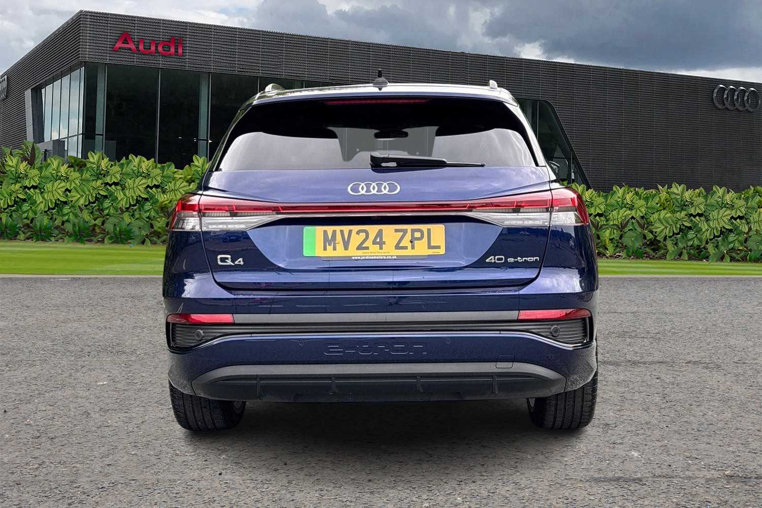 Used Audi Q4 e-tron 2024 for sale - 77032257: Photo 7