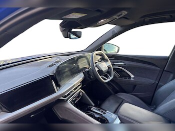 Used Audi Q5 2025 for sale - 77661253: Photo