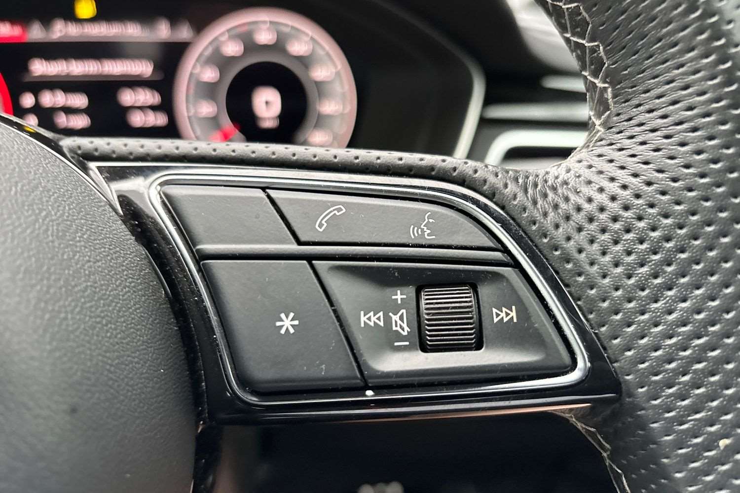 Used Audi A4 2023 for sale - 77333974: Photo 17