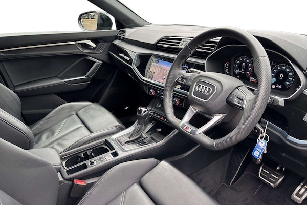 Used Audi Q3 2025 for sale - 76218231: Photo 2