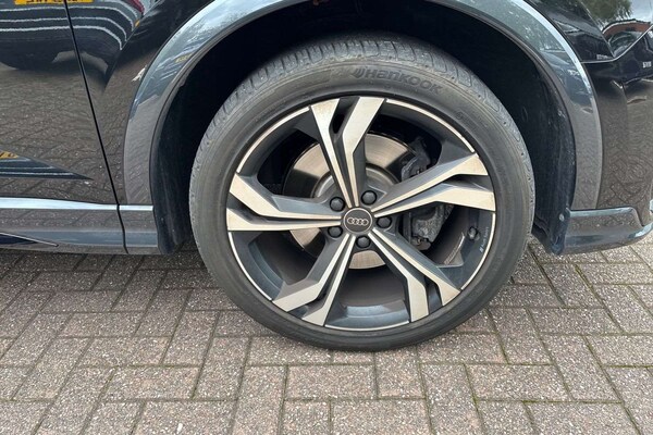 Used Audi Q3 2025 for sale - 76218231: Photo 5