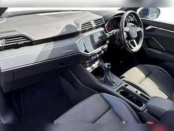 Used Audi Q3 2022 for sale - 79015155: Photo