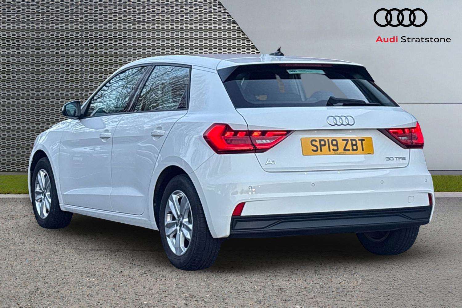 Used Audi A1 2019 for sale - 77540664: Photo 3