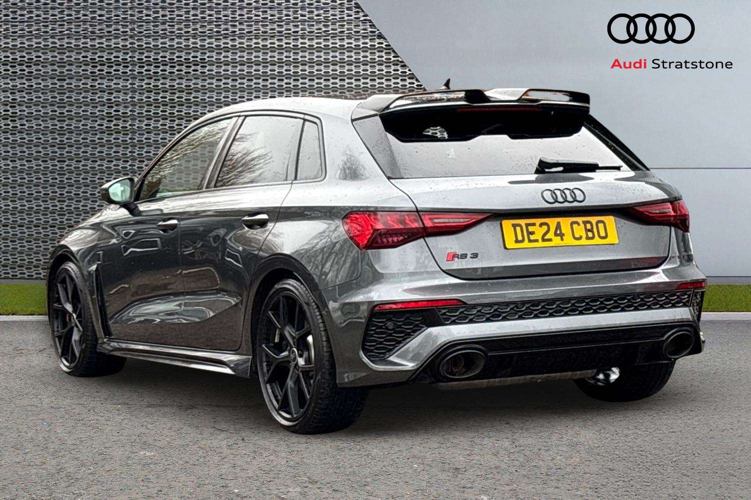 Used Audi RS3 2024 for sale - 77913984: Photo 3