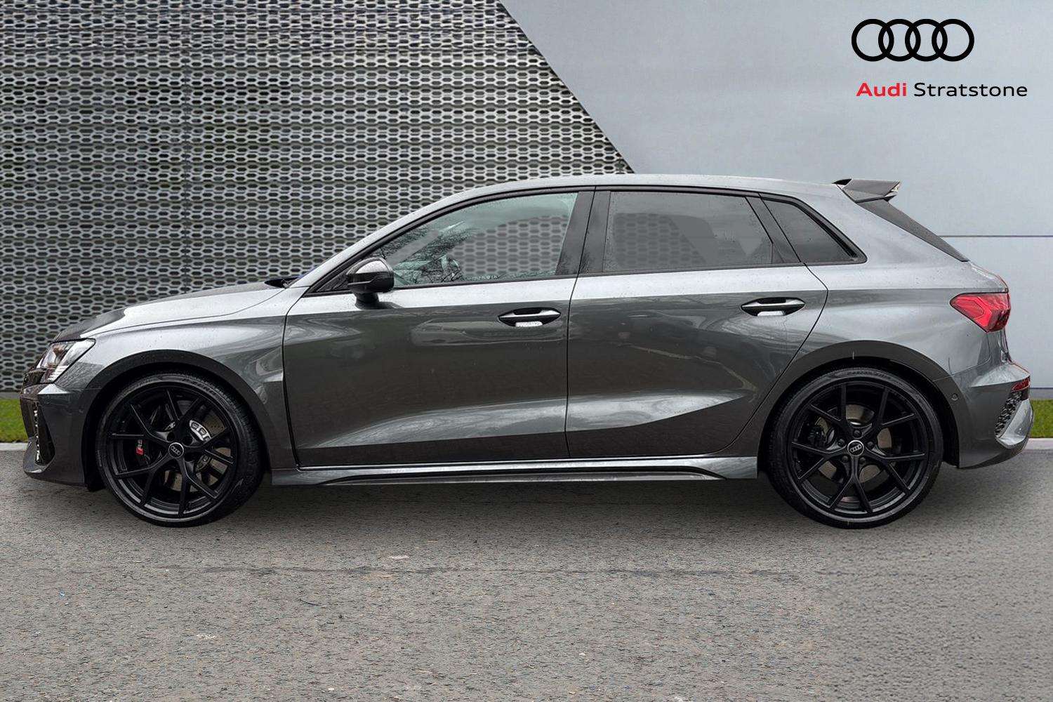 Used Audi RS3 2024 for sale - 77913984: Photo 8