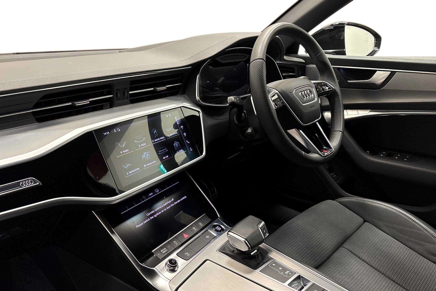 Used Audi A6 2023 for sale - 77561031: Photo 2