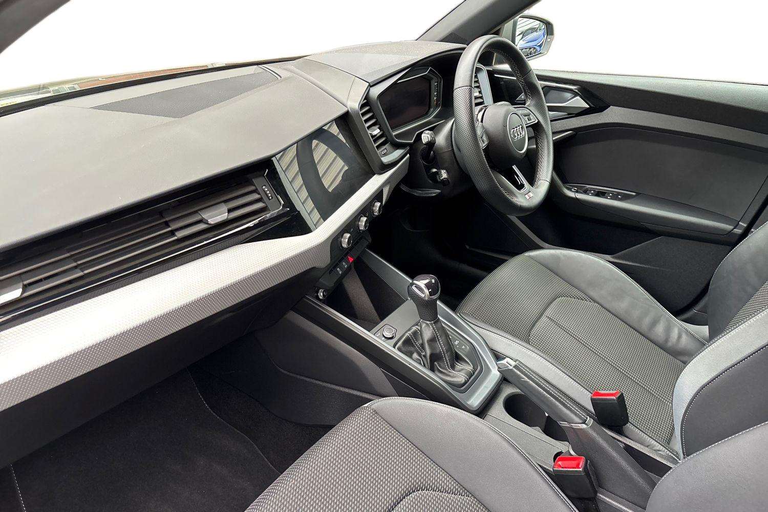 Used Audi A1 2022 for sale - 77698704: Photo 2