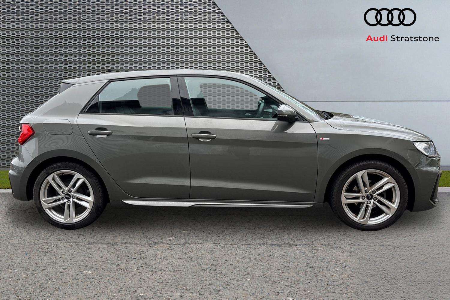 Used Audi A1 2022 for sale - 77698704: Photo 4