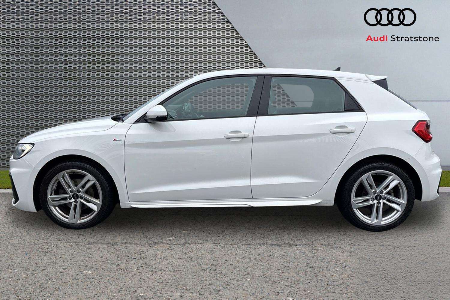 Used Audi A1 2023 for sale - 77810781: Photo 8