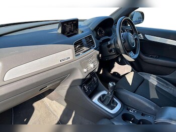 Used Audi Q3 2018 for sale - 77960766: Photo