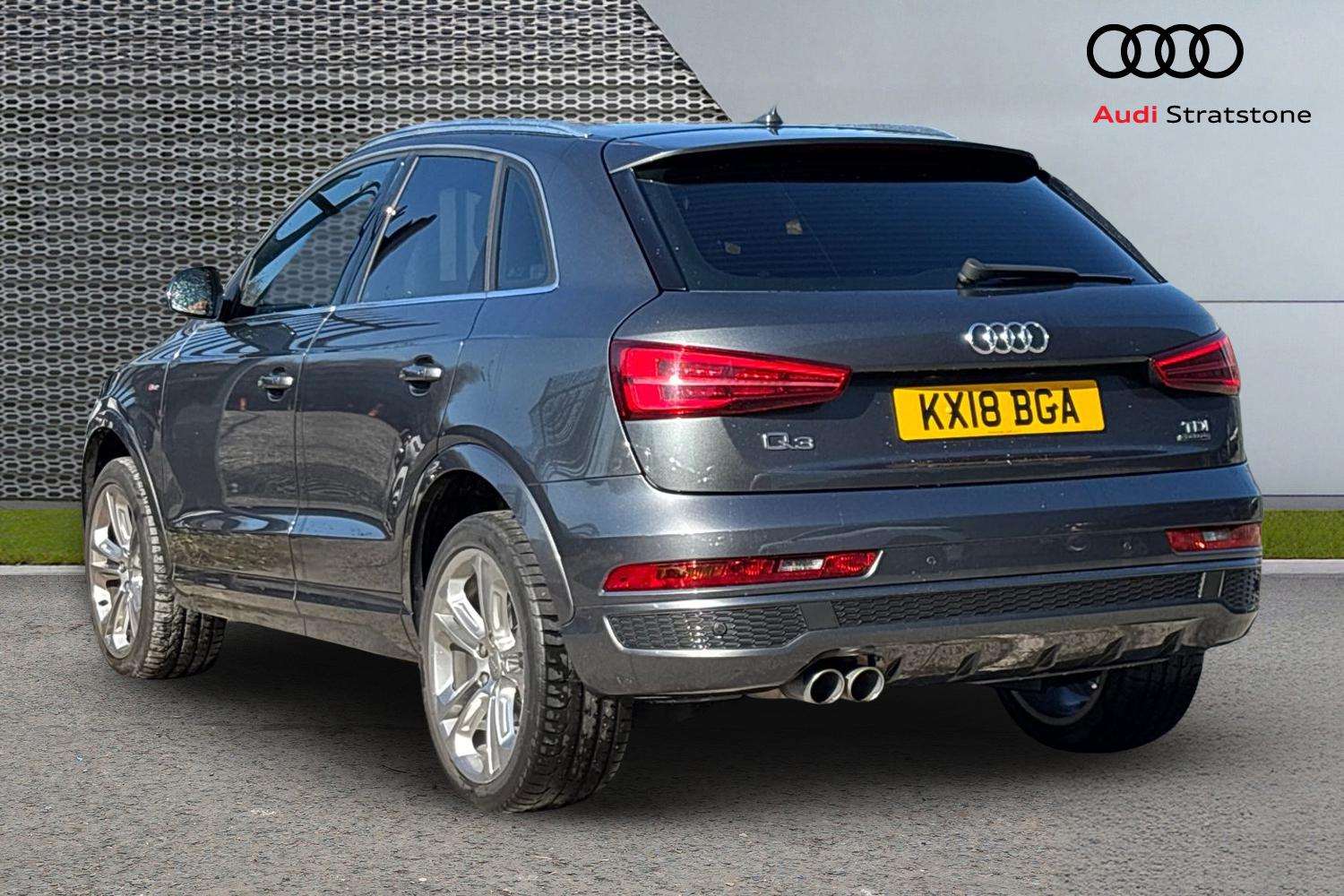 Used Audi Q3 2018 for sale - 77960766: Photo 3