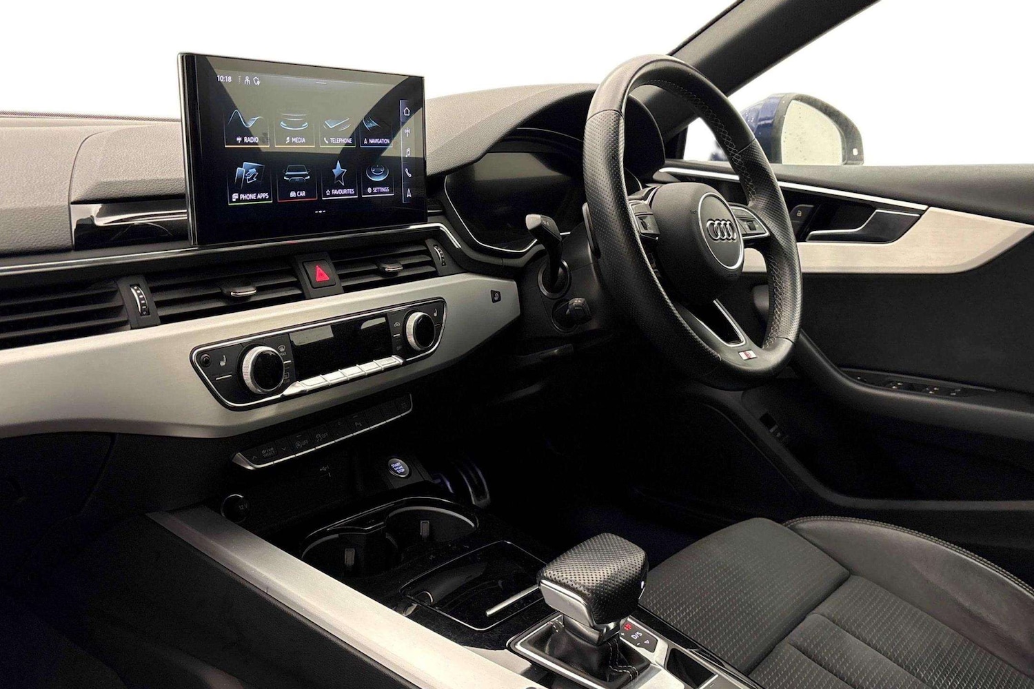 Used Audi A5 2023 for sale - 77756524: Photo 2