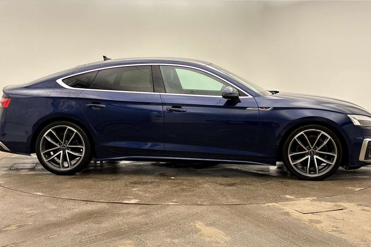 Used Audi A5 2023 for sale - 77756524: Photo 4