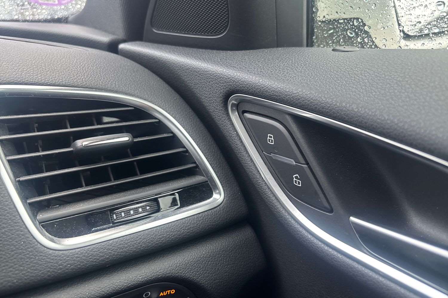 Used Audi Q3 2017 for sale - 77526846: Photo 35