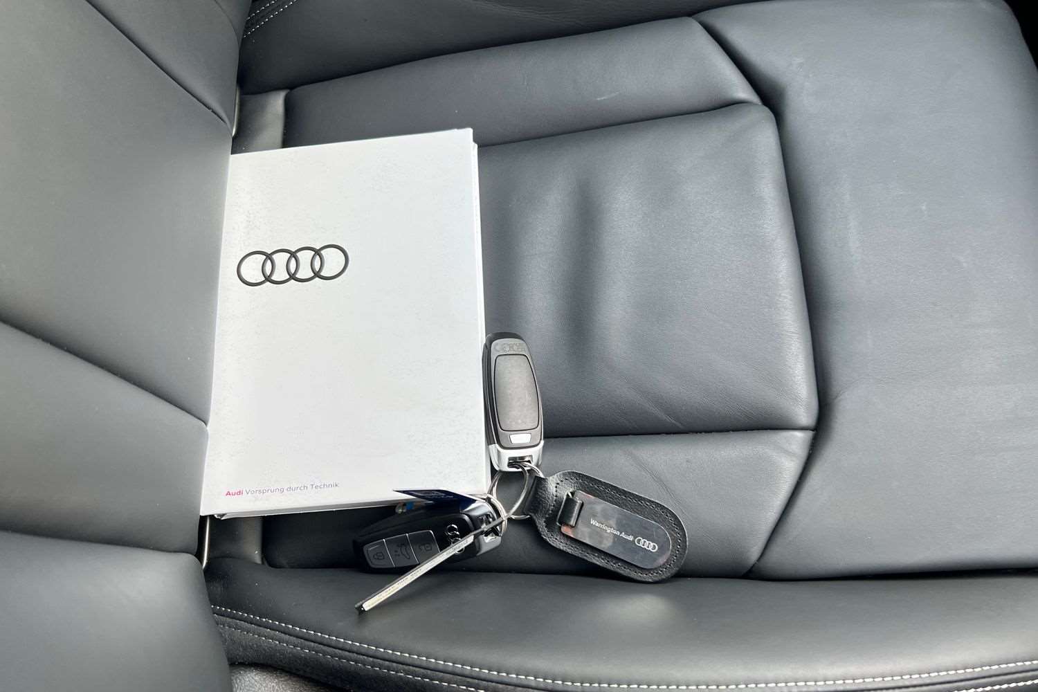 Used Audi Q8 2025 for sale - 76564520: Photo 25