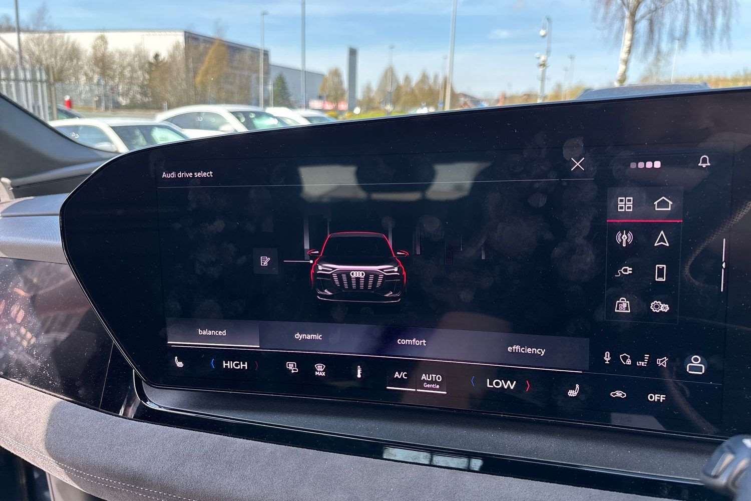 Used Audi Q6 e-tron 2025 for sale - 77961098: Photo 30