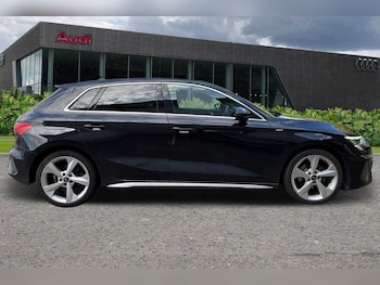 Used Audi A3 2023 for sale - 75535300: Photo