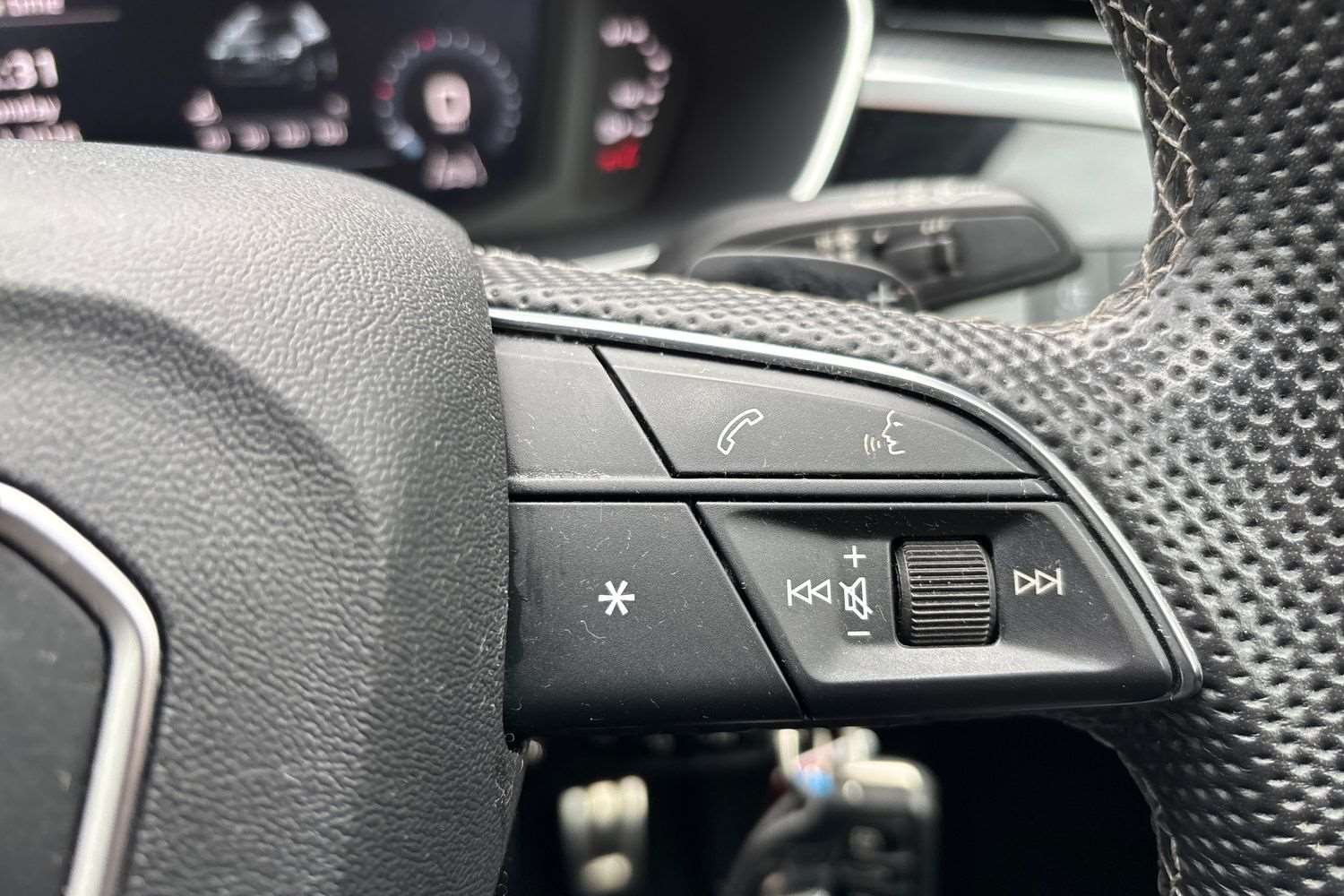 Used Audi Q3 2023 for sale - 77648803: Photo 17